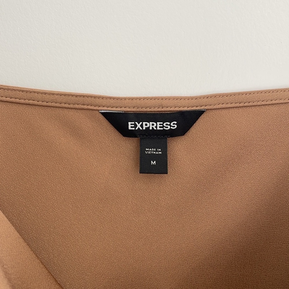 Express silky camisole tan - Picture 2 of 3